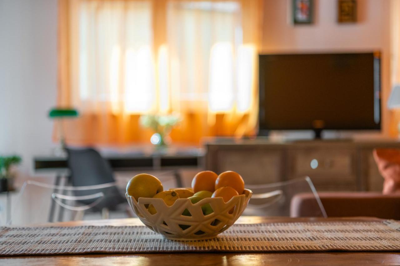 Apartment Orange 29 ロヴィニ エクステリア 写真