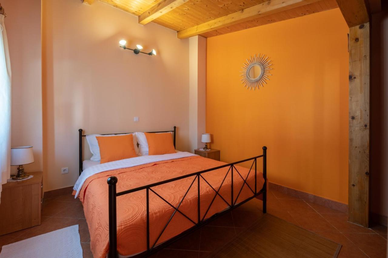 Apartment Orange 29 ロヴィニ エクステリア 写真